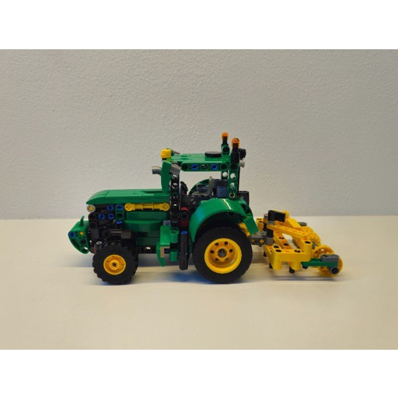 MOC-170073 Urban Agriculture F - Urban Farming Model reseña y precio